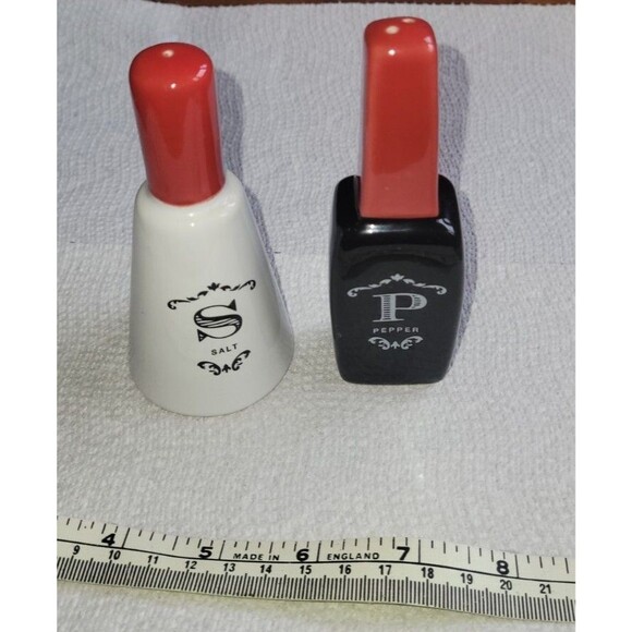 Wink Pink Nail Polish Salt & Pepper Shaker Set Retro Glass Kitchen Decor 4" - Picture 2 of 6